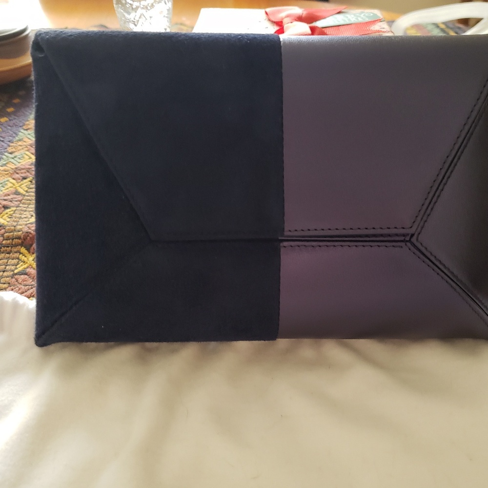 Stuart weitzman clutch